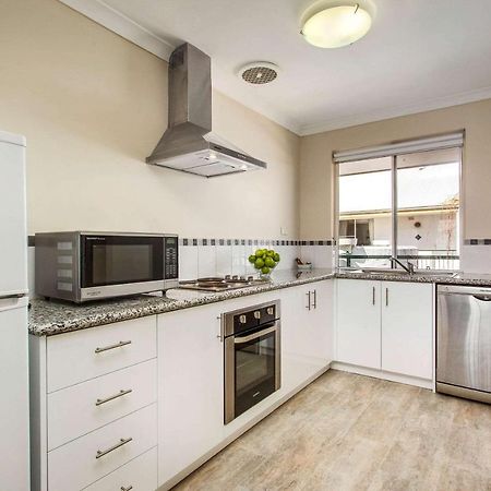 Comfort Apartments South Perth מראה חיצוני תמונה