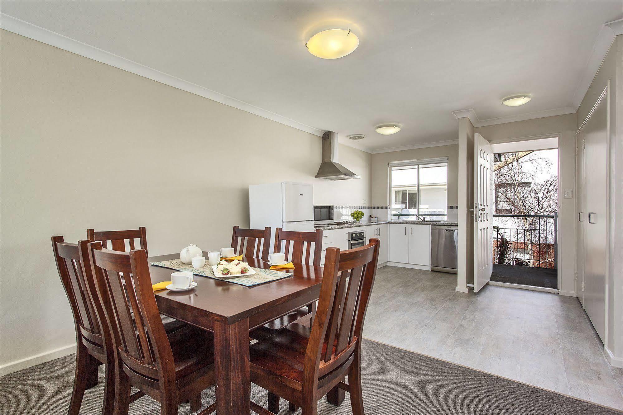 Comfort Apartments South Perth מראה חיצוני תמונה