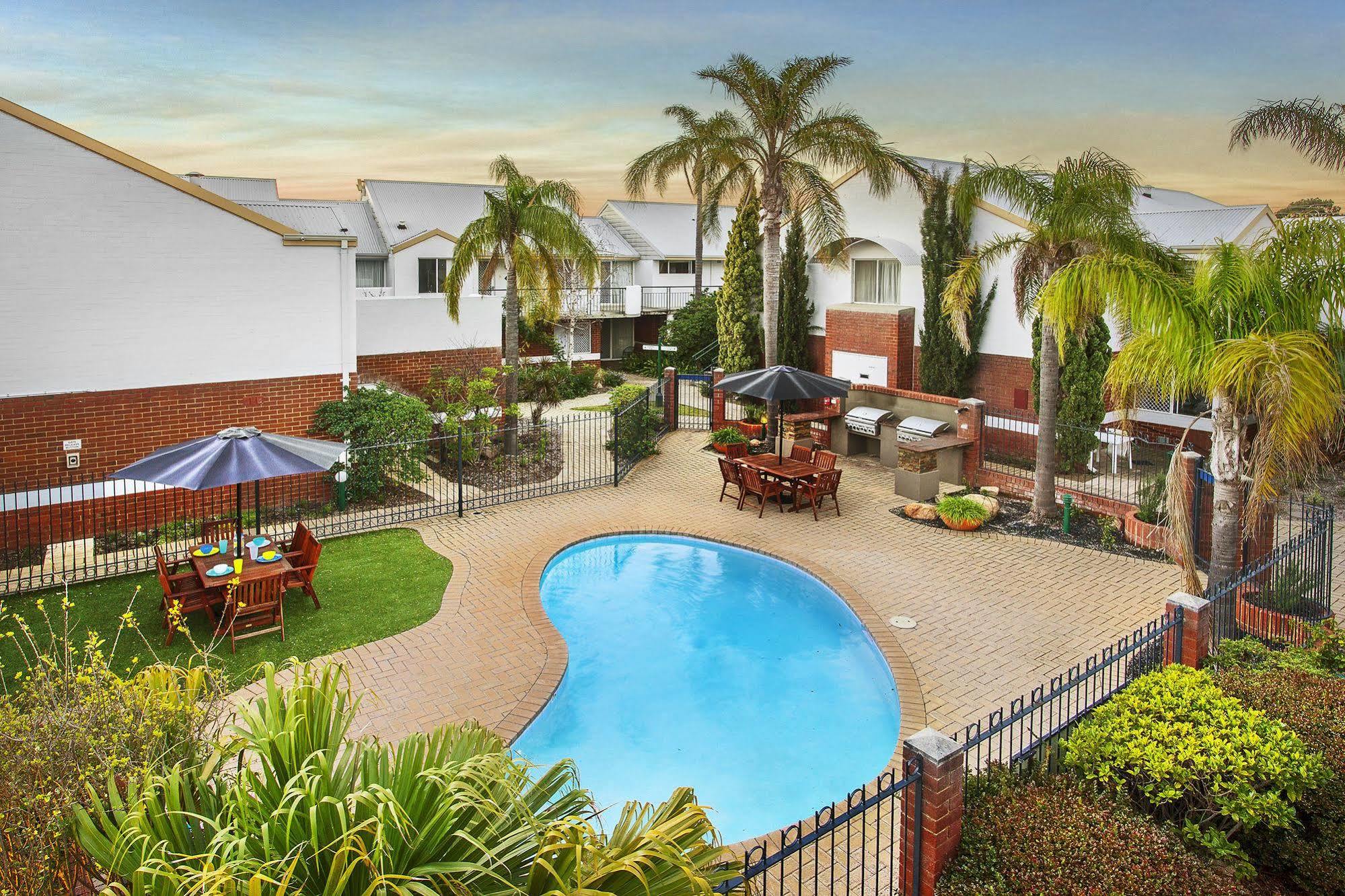 Comfort Apartments South Perth מראה חיצוני תמונה